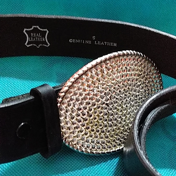 NWOT Rhinestone encrusted belt - Picture 3 of 4